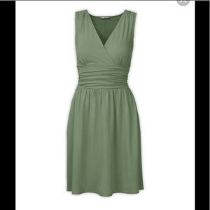 North Face HeartWood Sleeveless Green Dress